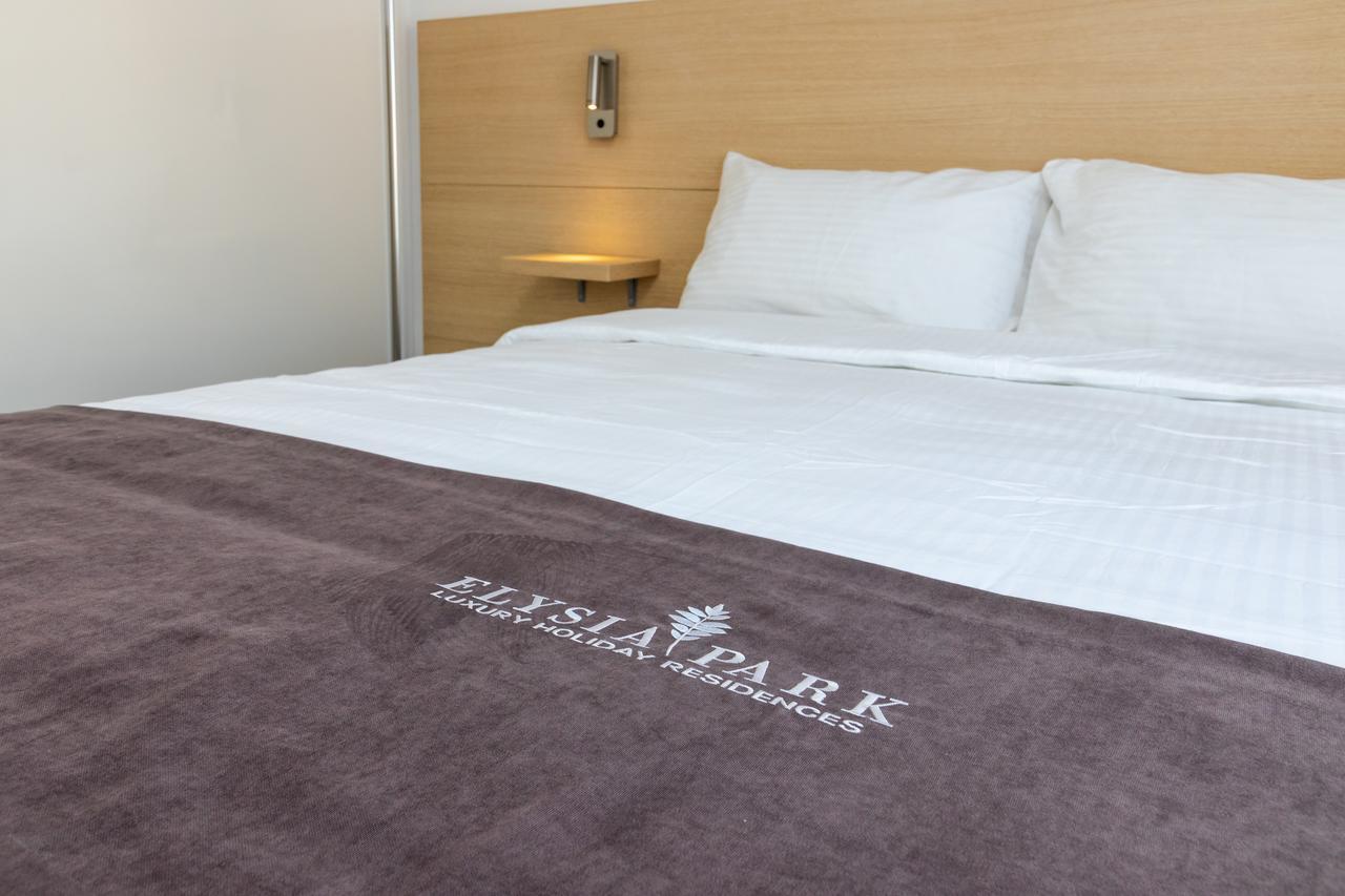 Elysia Park Aparthotel Πάφος Εξωτερικό φωτογραφία